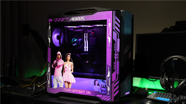 硬核性能技嘉AORUS为PCL赛事解说RASH悲喜定制电竞MOD主机星空体育(图7)